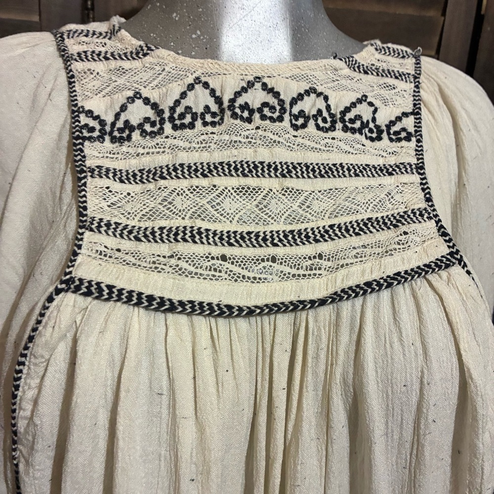 Free People Cyprus Avenue Peasant Blouse Embroidered Puff Sleeve Edwardian Small - Picture 10 of 11